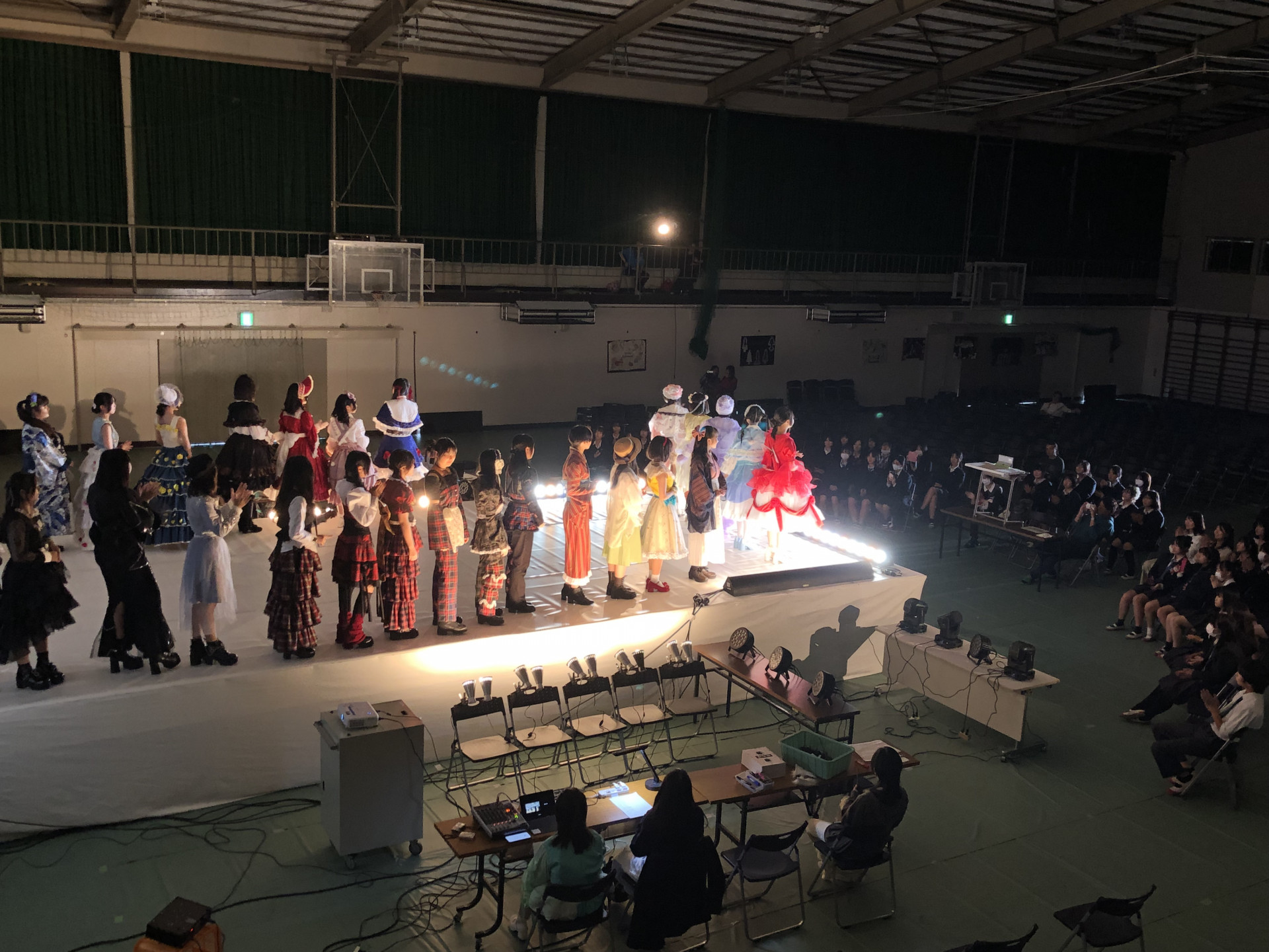 画像 -20241101服飾科2年ファッションショーリハーサル1